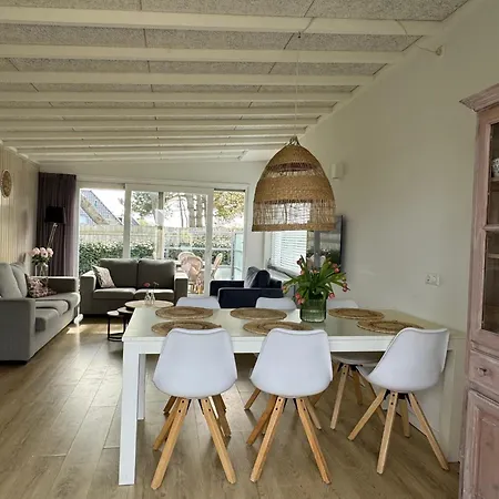Happy, Vakantiewoning Op Loopafstand & Duinen! *