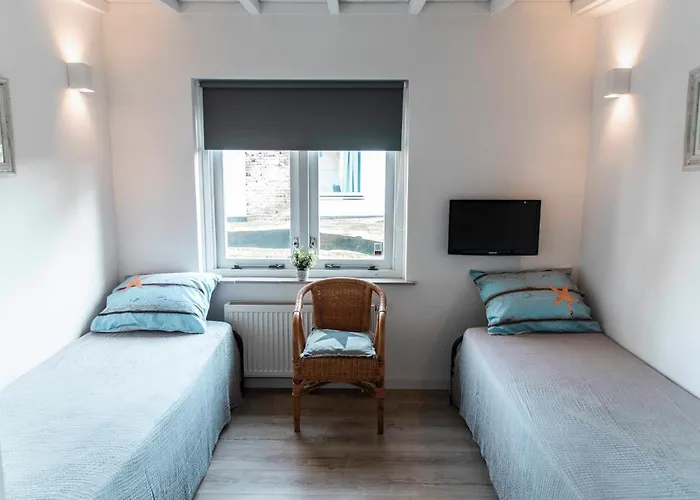 펜션 Happy, Vakantiewoning Op Loopafstand & Duinen!